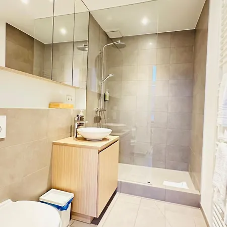 Fischer à La Pétrusse 001 *