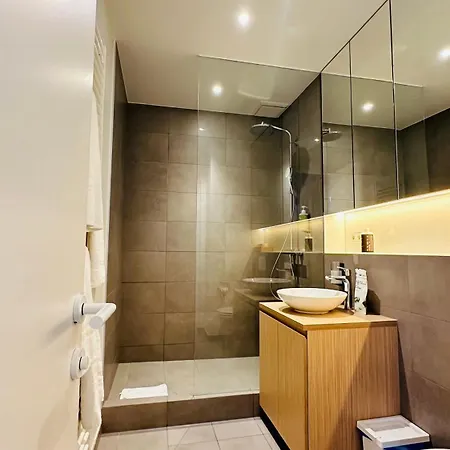 Fischer à La Pétrusse 001 *