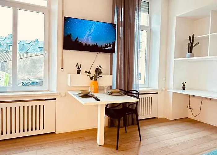 Apartament Fischer A La Petrusse 001 *