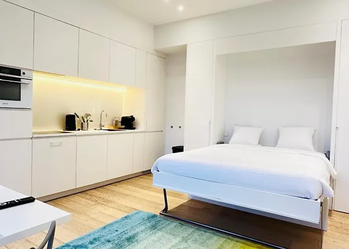 Fischer à La Pétrusse 001 Appartement